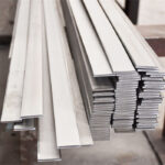 China Bright Polished Surface Stainless Steel Flat Bar Factory,supplier,manufacturer - DeZe Steel